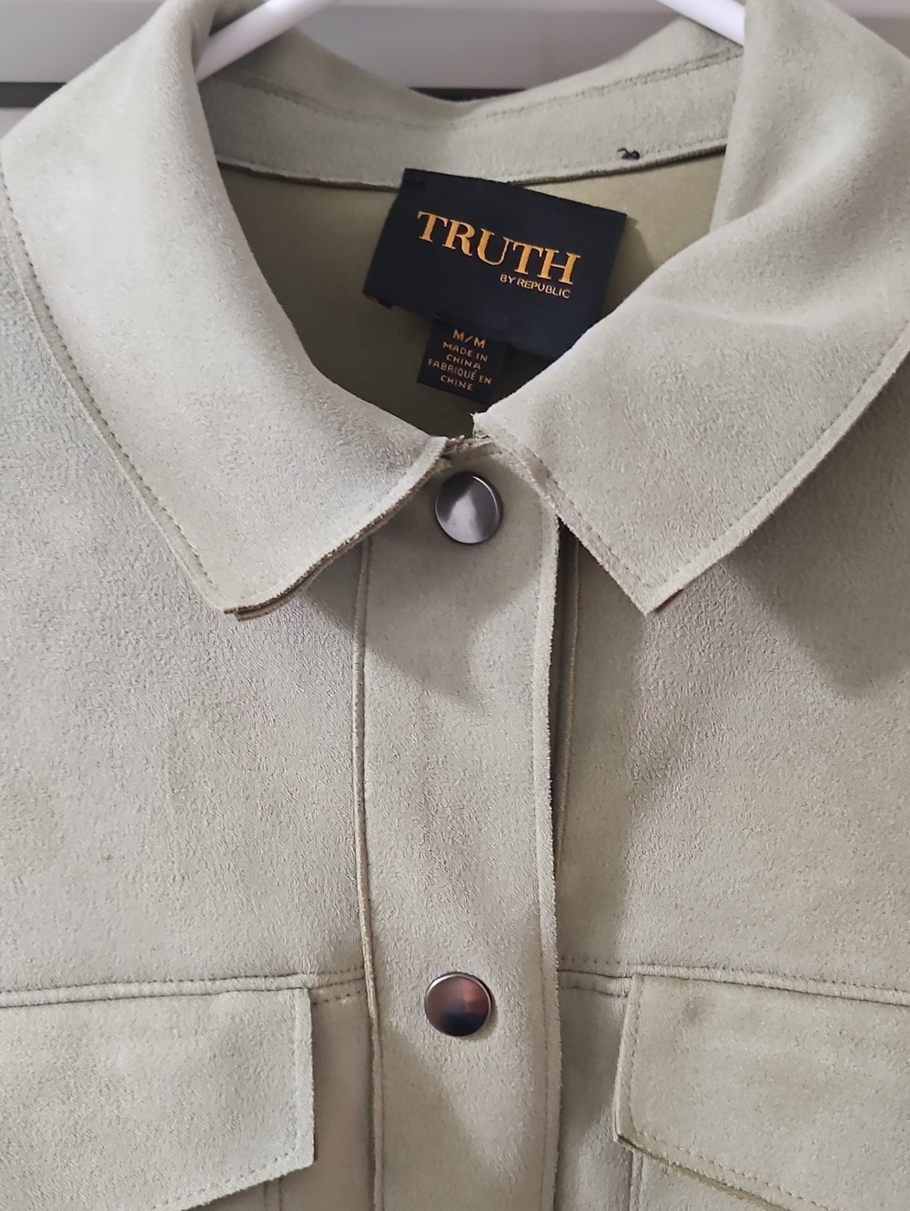 Truth Women's Sage Green Button-Front Utility Jacket - Picture 2 of 3